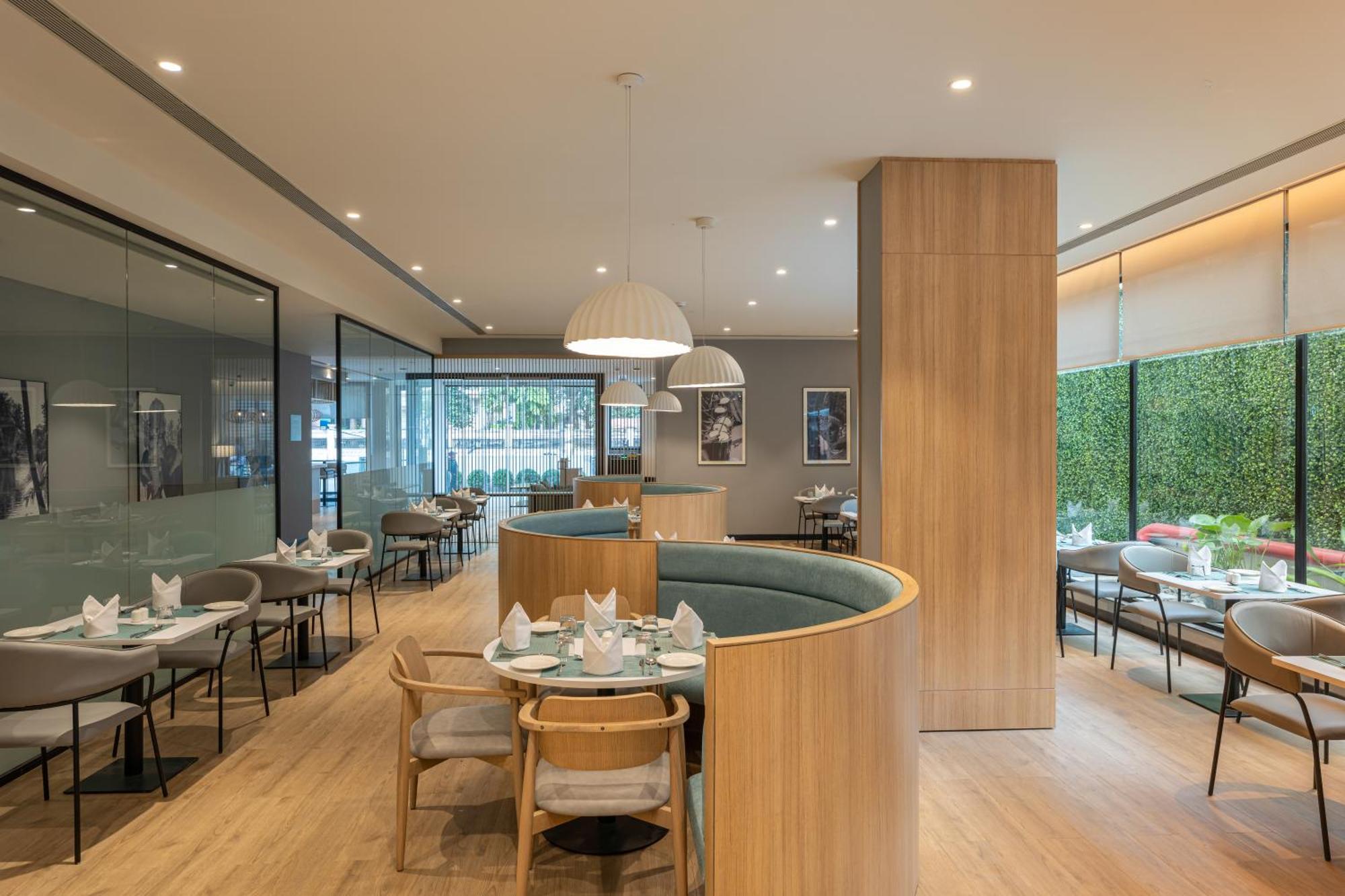 Park Inn & Suites By Radisson Thrissur East Fort Εξωτερικό φωτογραφία