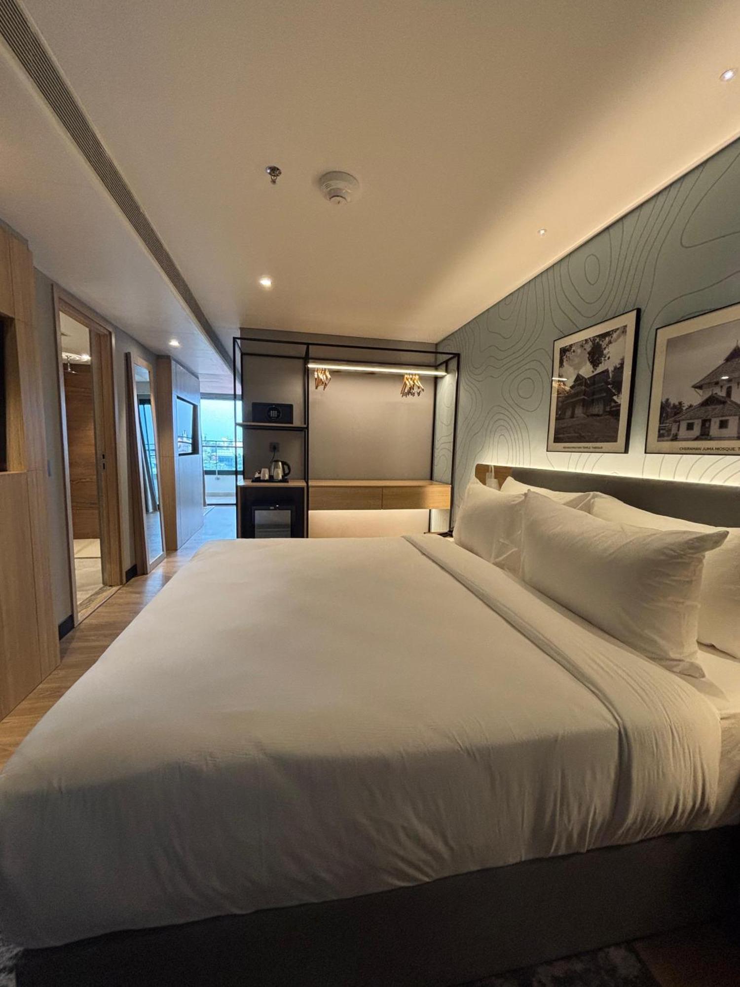 Park Inn & Suites By Radisson Thrissur East Fort Εξωτερικό φωτογραφία