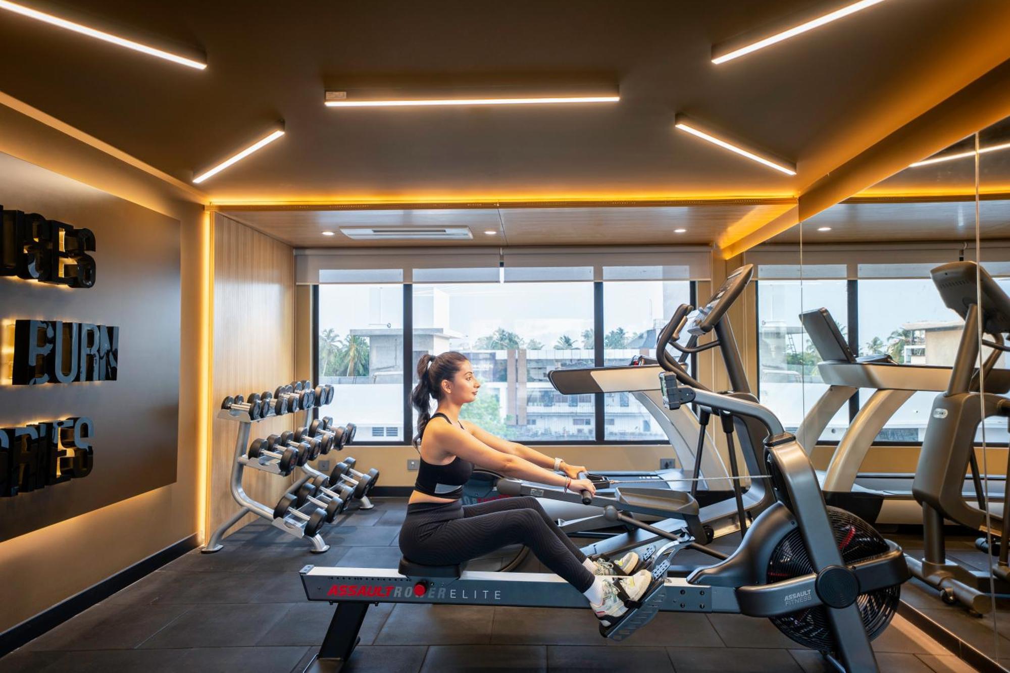 Park Inn & Suites By Radisson Thrissur East Fort Εξωτερικό φωτογραφία